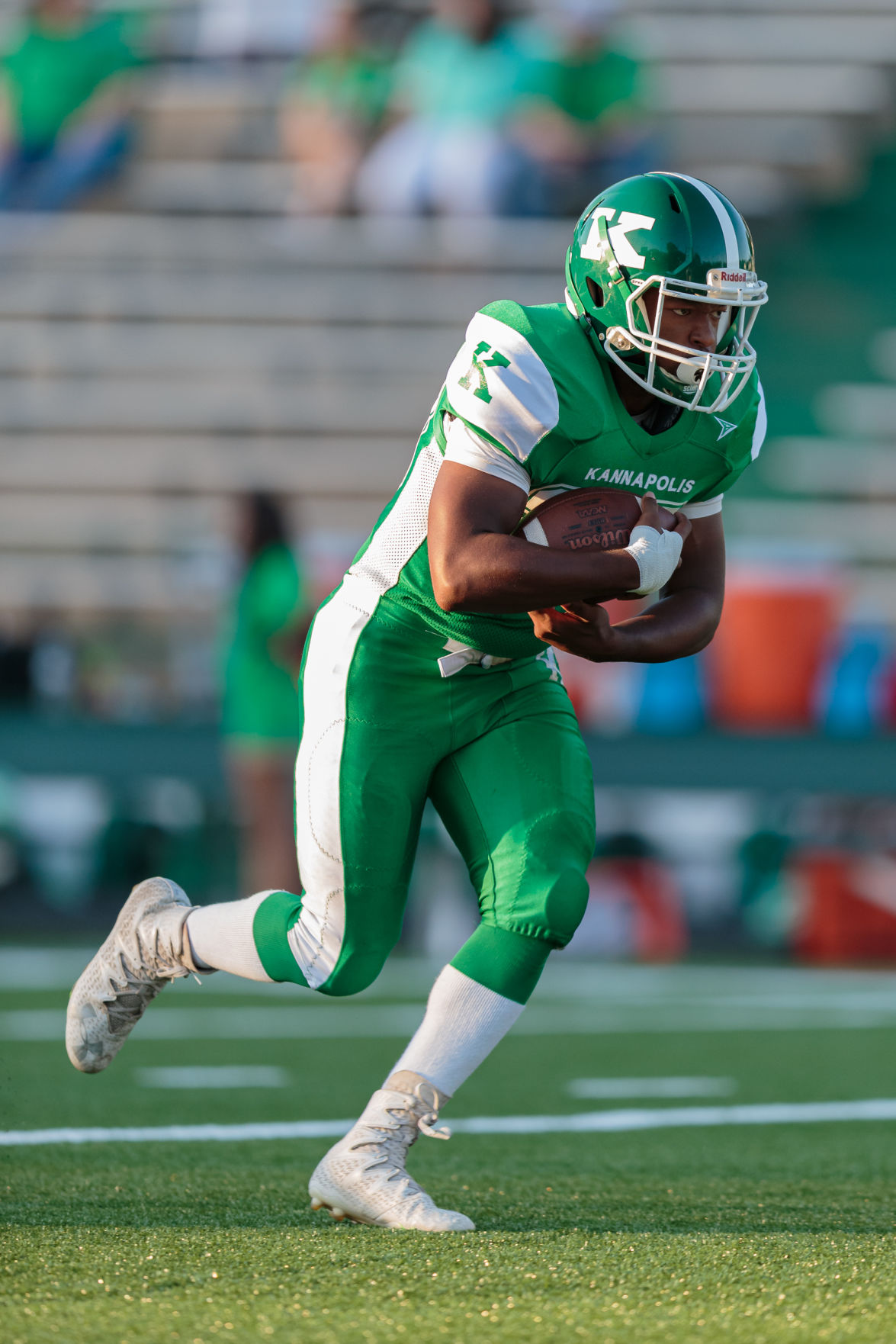 The A.L. Brown Wonders host the Gastonia Ashbrook Greenwave on a brand new field in their season opener.